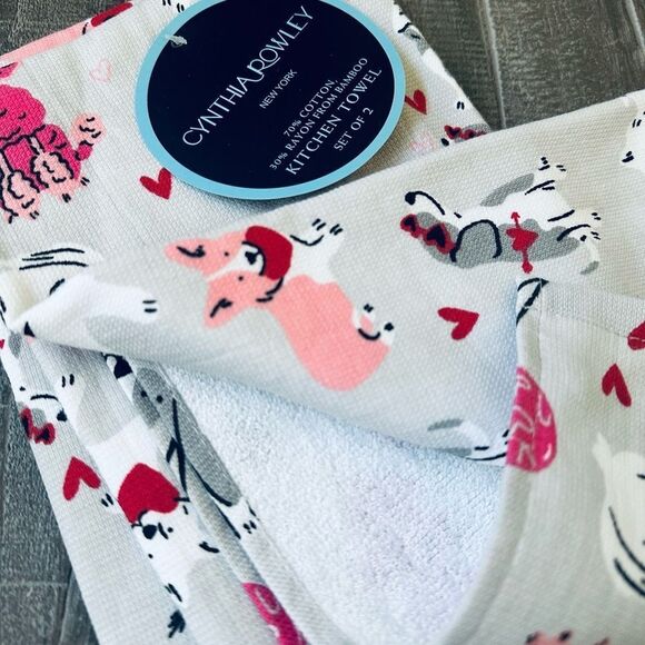 Valentine Dogs Hearts Cynthia Rowley Pink Gray Kitchen Dish Towels Set - Picture 2 of 2
